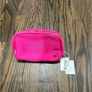 NWT LULULEMON sonic pink belt bag